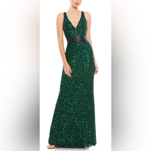 💚 NWT! Mac Duggal Emerald Sequin & Bead Dress - Picture 1 of 15
